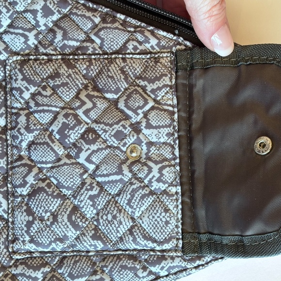 Simply Southern Sling Bag Backpack Purse Black Gray Pattern NWOT - Picture 11 of 12